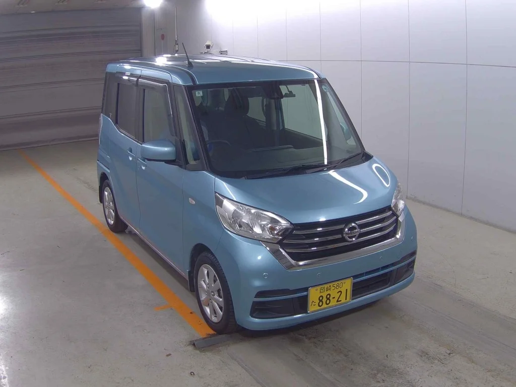 Nissan Dayz Roox B21A 2018